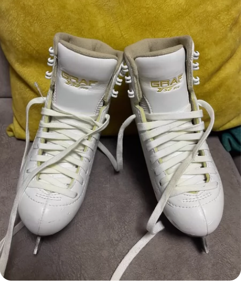 瑞士格拉芙花滑冰鞋,使用痕迹见图,报名时在...