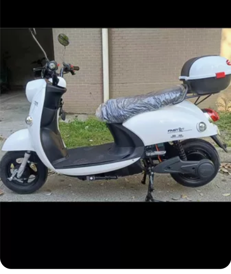 上个月刚买的新车，发票合格证齐全，工作调动...