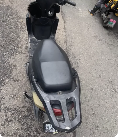 雅迪电动车，带电池60伏20安，电池不欠压...