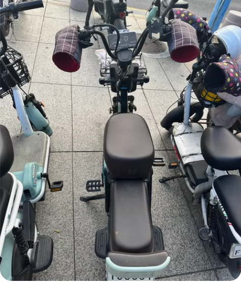 哈啰电单车，牛油果绿24ah，用了一年多，...