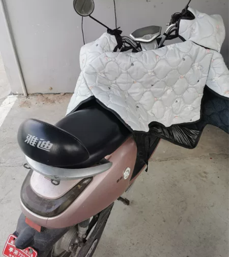 9成新雅迪电动车，60v，功能完好（转向灯...