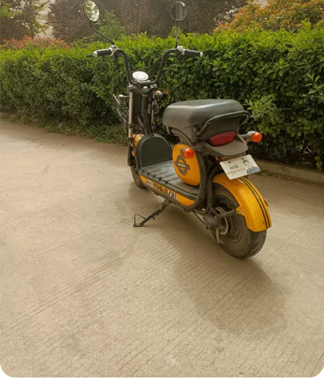 雅迪电动车 9成新 电池还能跑30里左...