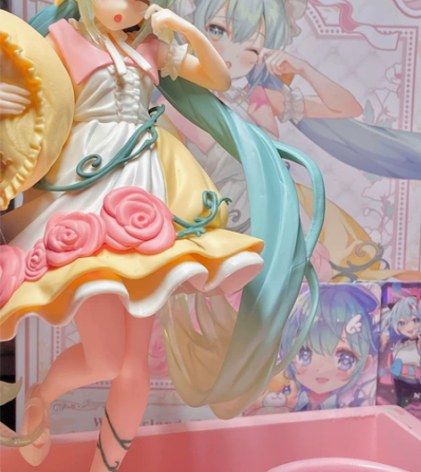 初音未来手办睡衣，有包装盒！！才买一个月！...