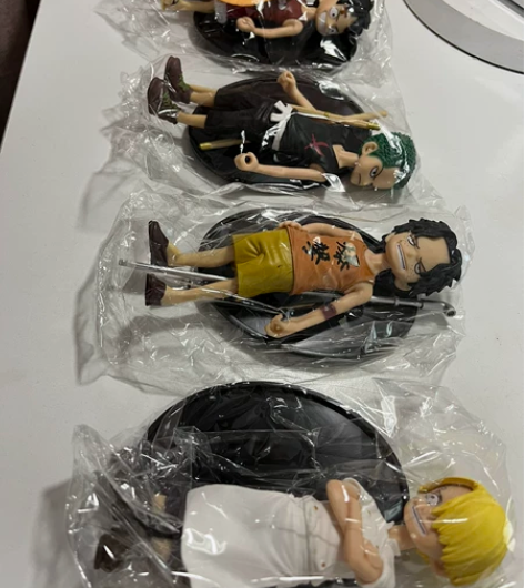 全新 海贼王 手办！ 4个170元。 感兴...