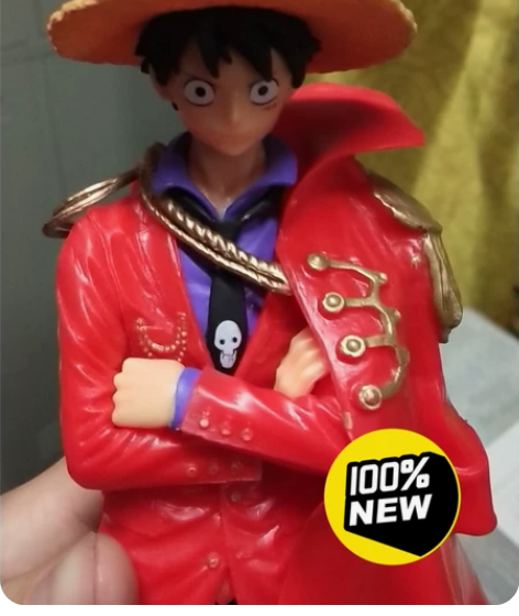 海贼王红衣路飞手办18cm,衣服不怎么配套...