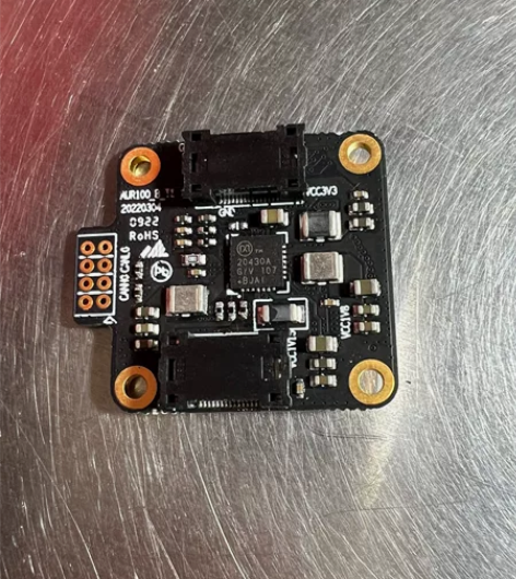 无人机配件板 旧货 成色漂亮 有32片 价...