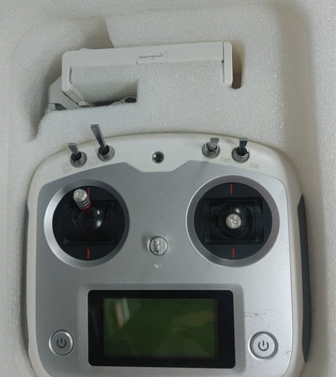 富斯i6s遥控器 功能正常 送凤凰模拟器一...