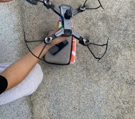 大疆级航拍无人机甩卖！8k超清航拍无人机，...