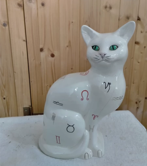 贝斯韦克瓷猫，有轻微裂纹，28cm， 感兴...