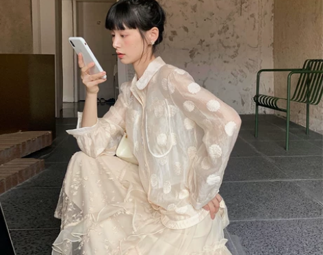 梅子熟了+文艺风天丝面料提花长袖衬衫女外穿...