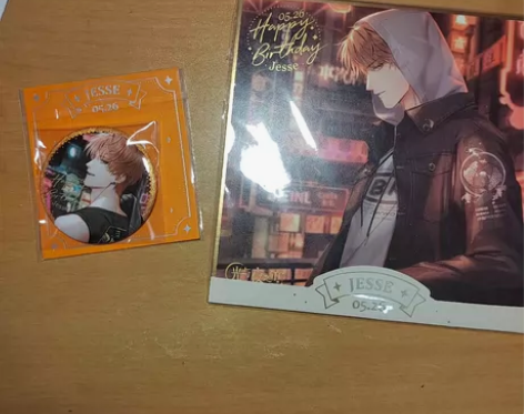 夏鸣星2022生日马口铁徽章和生日色纸 一...