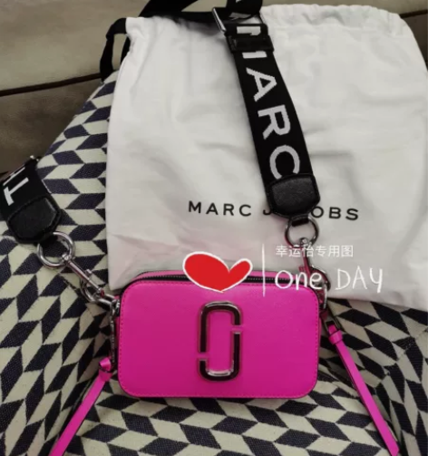 Marc Jacobs 相机包 全新 ...