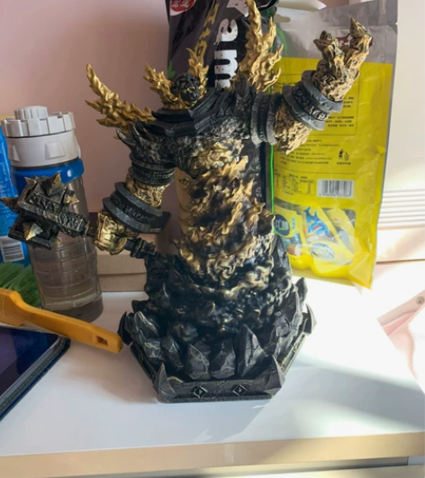 魔兽15周年大螺丝官方雕像,全新未拆封宁汉...