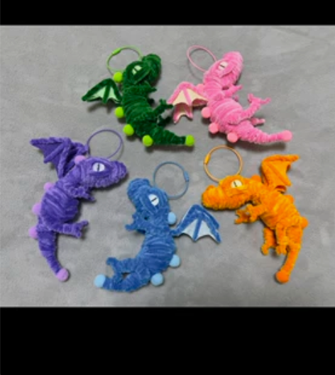 自己做的小龙崽儿吊饰 可定制颜色 品牌型号...
