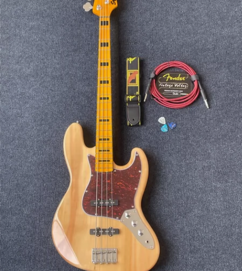 4弦枫木原木色贝司Fender芬达Squi...