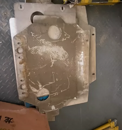 途乐Y62 护板一台。铝镁合金。超级轻 超...