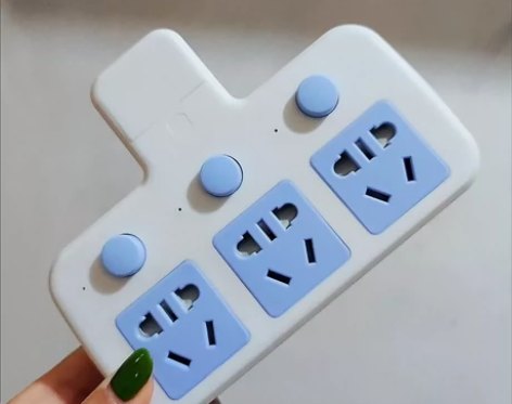 清仓处理公牛款无线插头多功能转换器插座带夜...