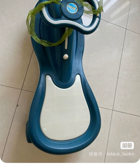 扭扭车勾勾手品牌，九成新。 感兴趣的话点“...