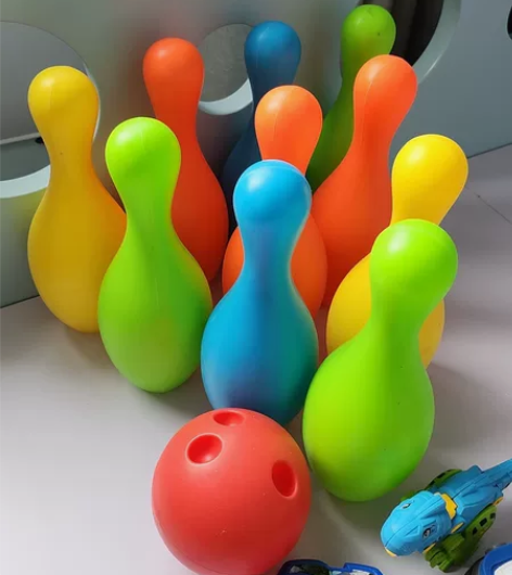儿童玩具 保龄球 塑料的 很轻明显使用痕迹...