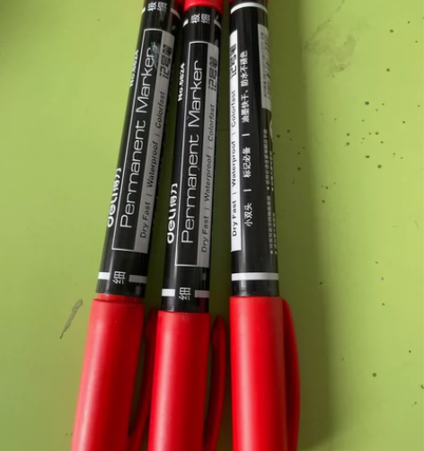 一共10支 得力 红色 记号笔 极细小双头...