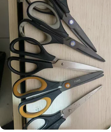 得力剪刀办公家用不锈钢厨房剪剪纸刀加厚手工...