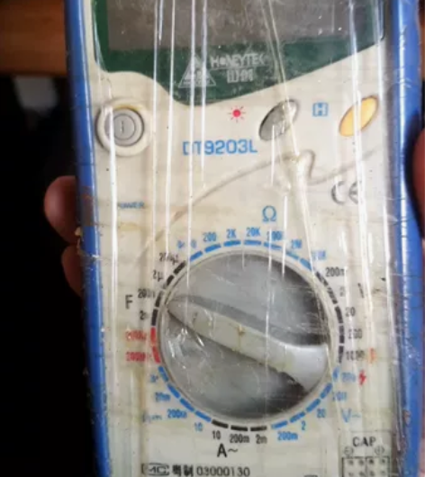 山创多功能万用表DT9203L机械保护带电...