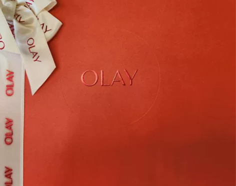 olay 礼盒，内含新生素颜水250ml，...