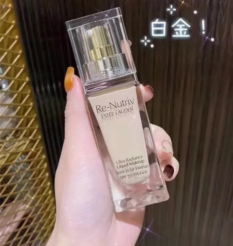 雅诗兰黛白金粉底液2c0 内含有80%养肤...