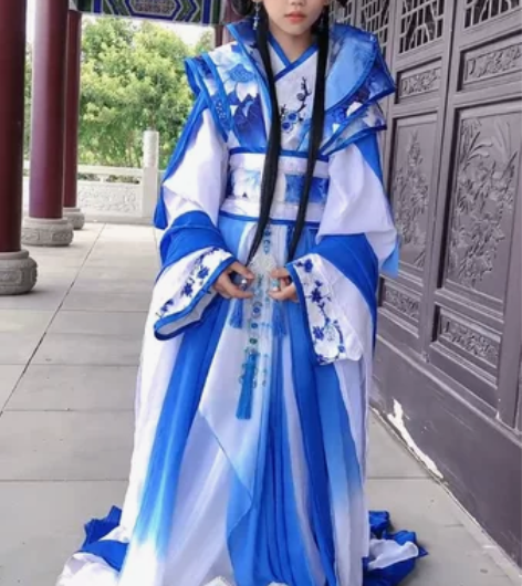 米饭动漫成人古装 感兴趣的话点“我想要”和...