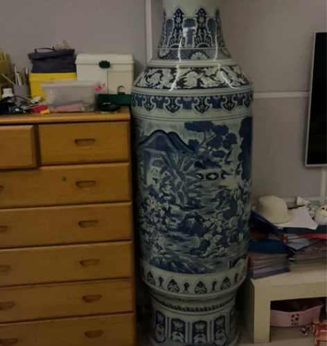 两个青花瓷瓶，两个一起卖、单个1000，高...