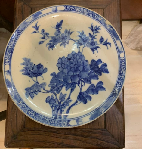 民国枫溪窑青花大盘,品相如图 感兴趣的话点...