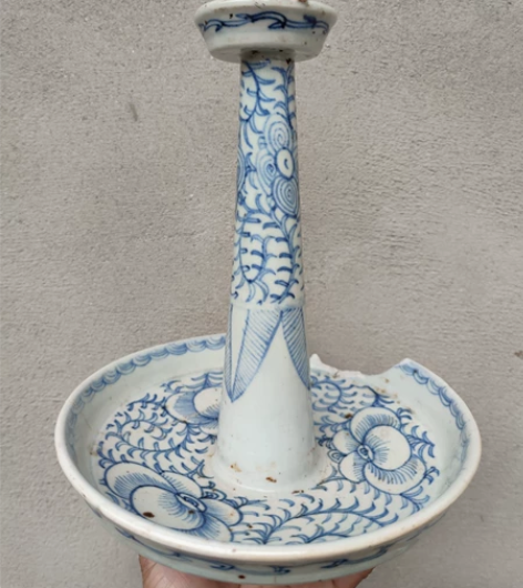 高28厘米，残破如图所示 感兴趣的话点“我...