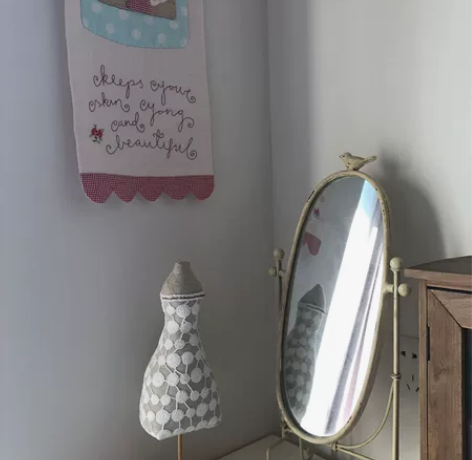 手工钉珠 布艺 迷你人台摆件 适合小首饰店...