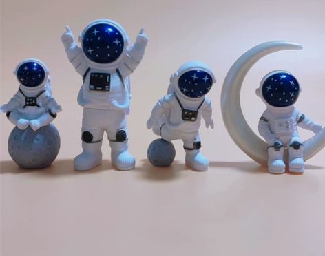 全新包邮宇航员车载摆件小太空人模型可爱现代...