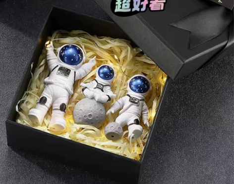 礼盒装清仓处理宇航员小摆件小太空人模型汽车...