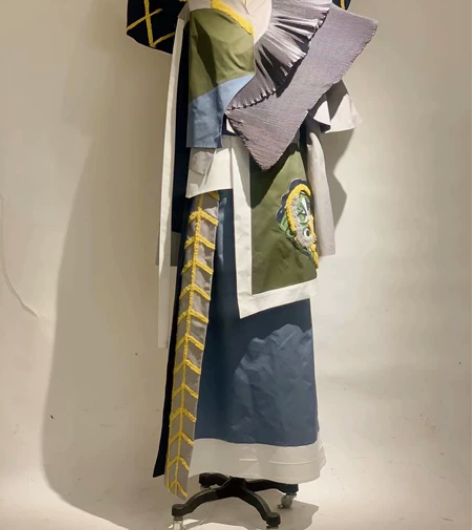 服装设计，未参赛，灵感版 色彩倾像，一系列都有，做过服装这种...