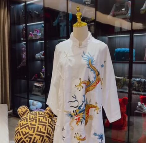 闲置设计款衣服 大部分买手店购入 感兴...