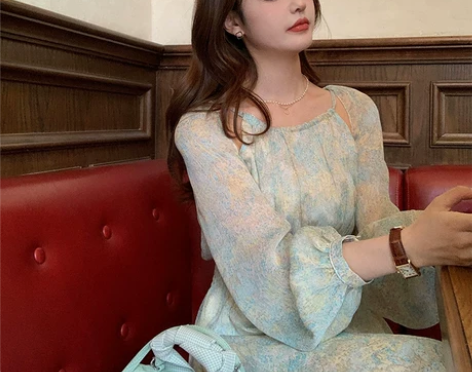 一三良品小个子【粉黛子】假两件挂脖收腰长袖...