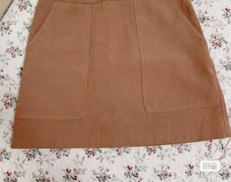 短半裙 s码 9新 腰围66左右，属于麂皮...