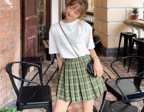 胖MM松紧腰牛油果绿色格子百褶裙短裙子女大...