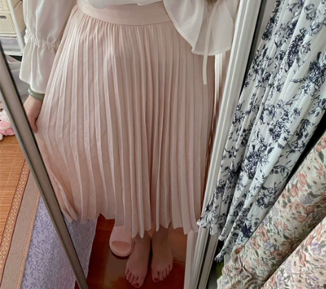 拉夏贝尔百褶裙送上衣 裙子155的，只穿过...