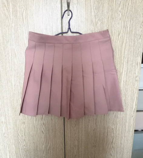 全新百褶短裙，带安全裤，粉色，好看遮肚子显...