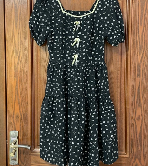 MixBlu收腰方领蓬蓬裙转卖 唯品会线下...