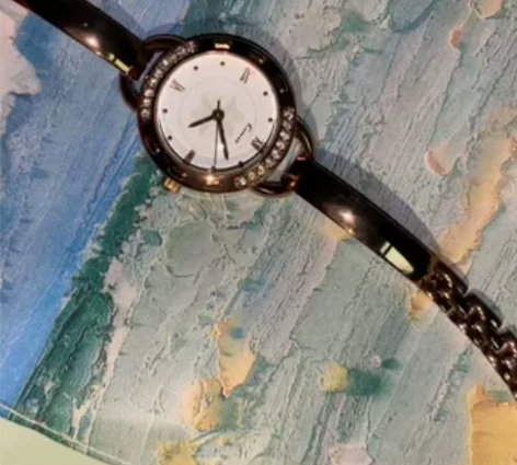 全新kimio手表，有电，手表很新很好看！...