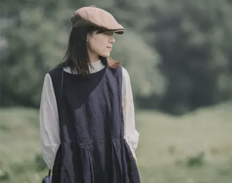 日系裙子背心连衣裙棉麻森林系学院风藏青色长...