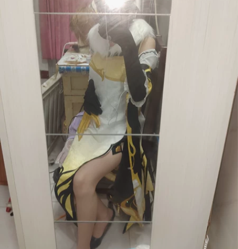 和顺凝光c服 仅衣服 试衣一次 详情请私信...