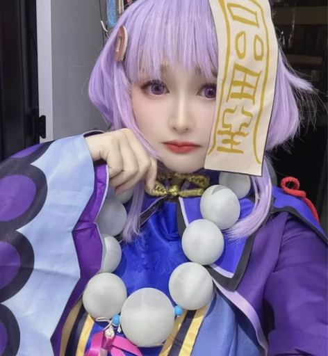 【从头到脚大全套】三町目原神七七cos服五...