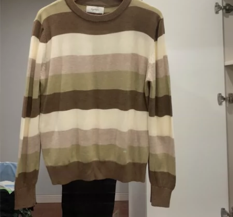 全新蔬菜家薄针织衫 现在穿正正好啊配个牛仔...