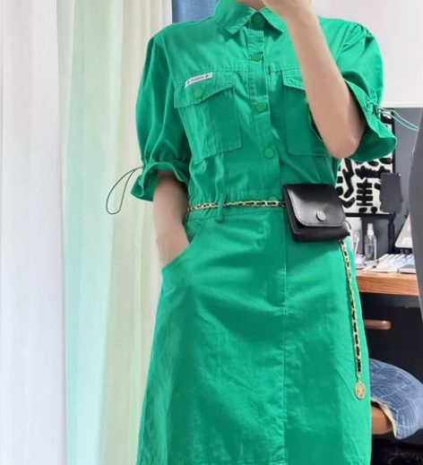 绿色工装风连体裙 全新带吊牌均码，不包含链...