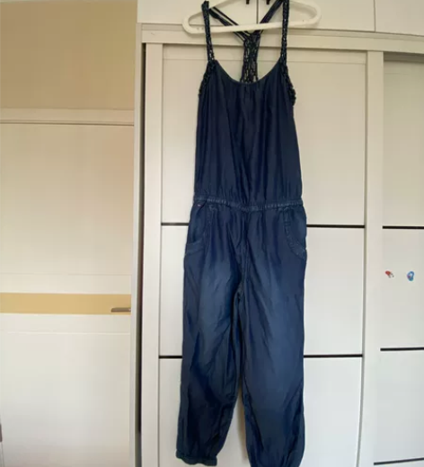 全新闲置，only连体裤，M码，，吊牌已拆...